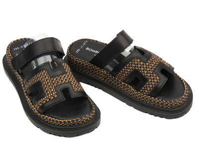 Dámské kožené pantofle na ozdobné platformě černé Bombonella 767.306