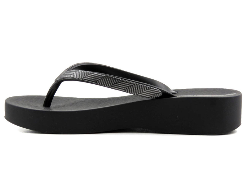 Dámské gumové žabky na klínku - IPANEMA 83175, černé