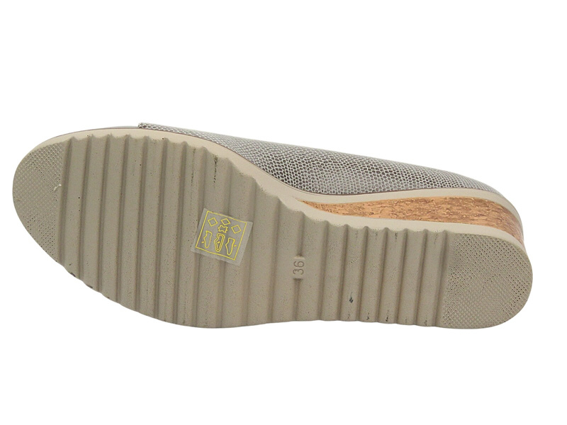 Dámské boty, mokasíny se silnou podrážkou - Potocki 23-21030, béžová