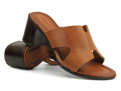 Dámské ploché žabky - Potocki 23-21007, černé