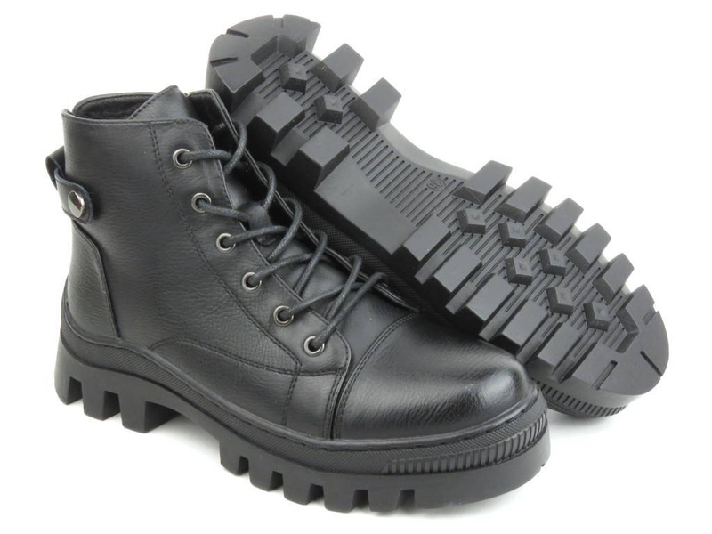 Zateplené dámské kotníkové boty - Potocki 23-12168, černé