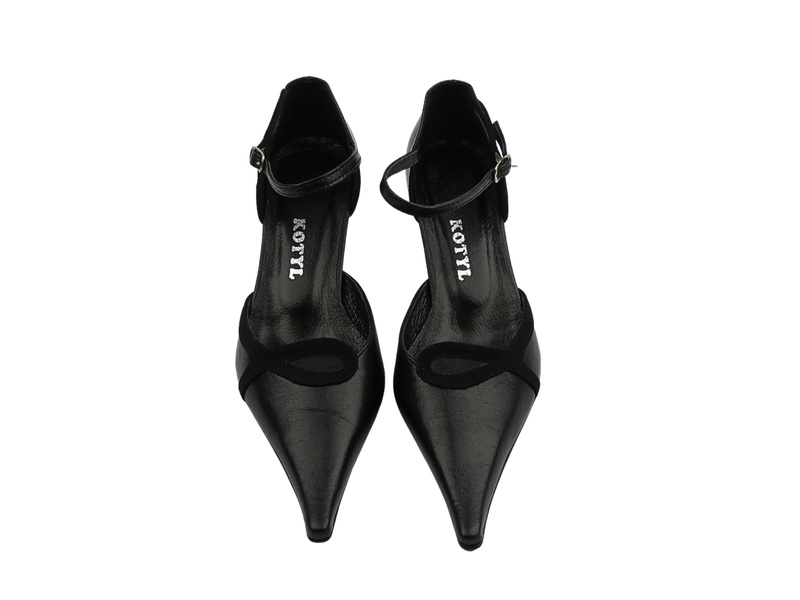 Lodičky na podpatku černé KOTYL 209