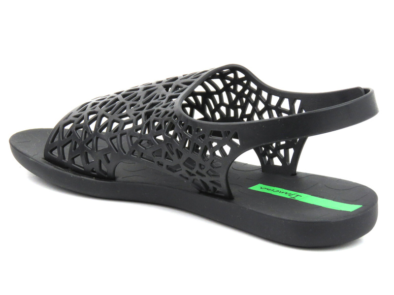 Dámské sandály s prolamovaným svrškem - IPANEMA 26679, černé