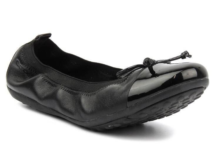 Kožené balerínky Geox J11B0F, černé