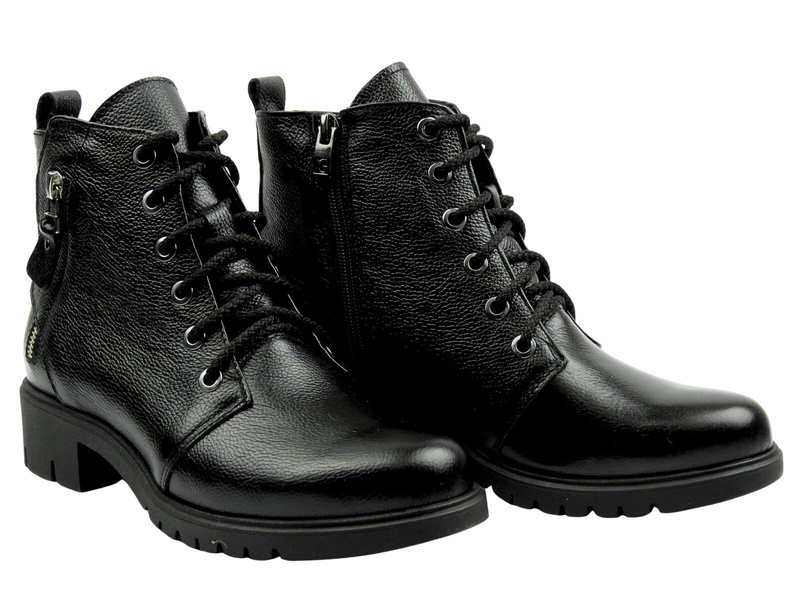 Pohodlné, kožené dámské kotníkové boty s jemným klínkem - Galant 729, černé