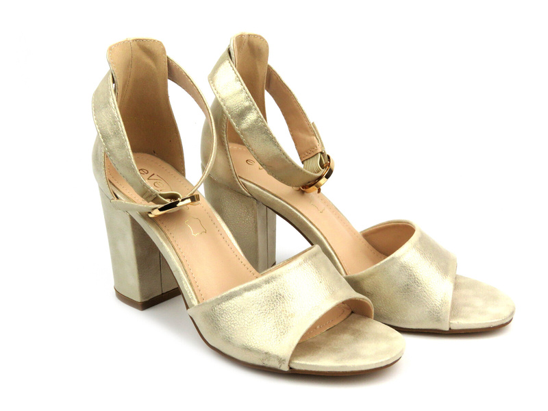 Elegantní dámské sandály na jehlovém podpatku - Evento 23SD35-5578, zlaté