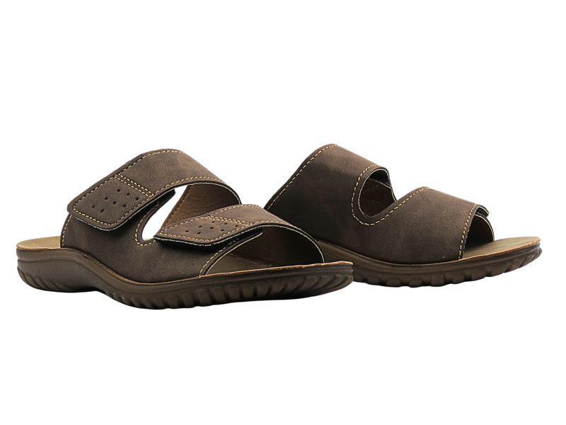 Pohodlné pánské pantofle na suchý zip, tmavě hnědé, Inblu BRAIES