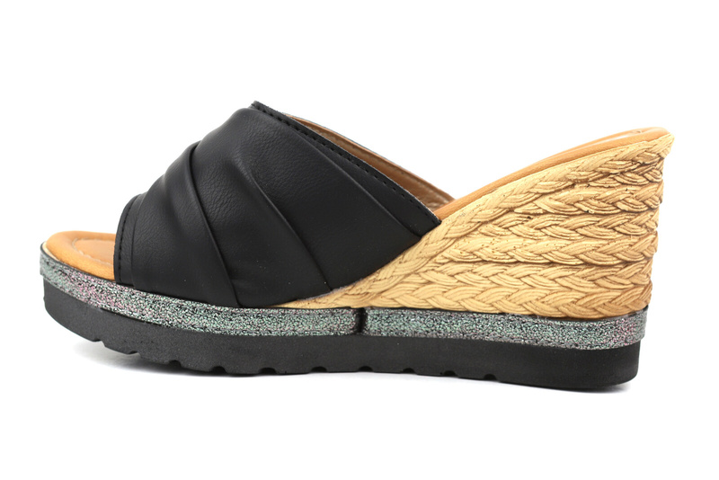 Dámské sandály na klínku - INBLU FG-34, černé