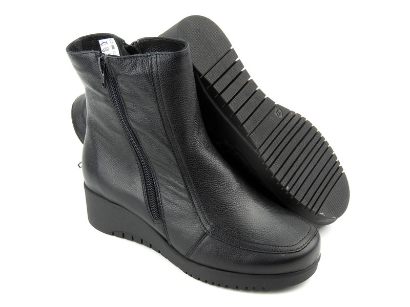 Pohodlné dámské kozačky zateplené vlnou - WASAK 0404, černé