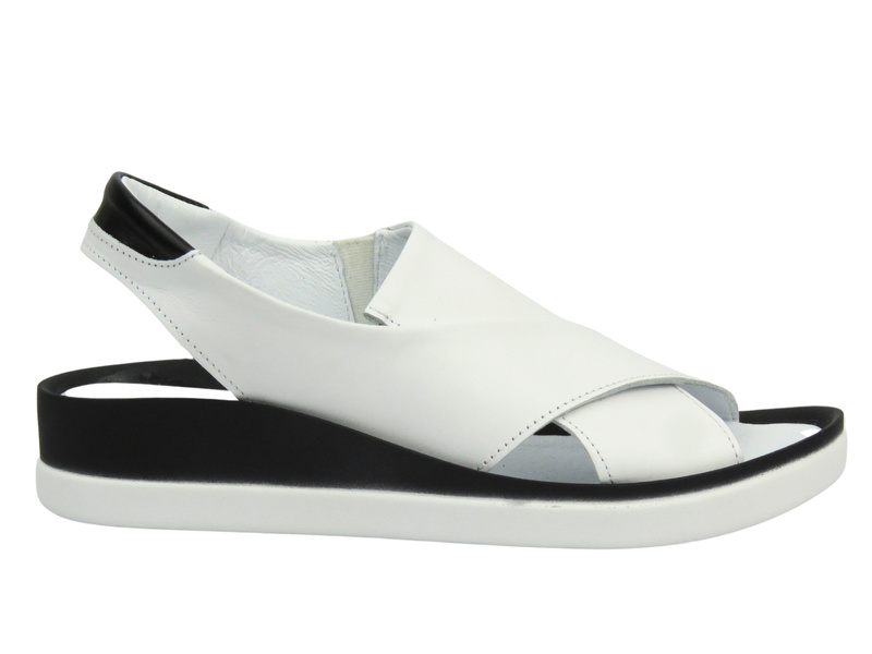 Dámské kožené nazouváky - Werbut Krzyżak, bílé