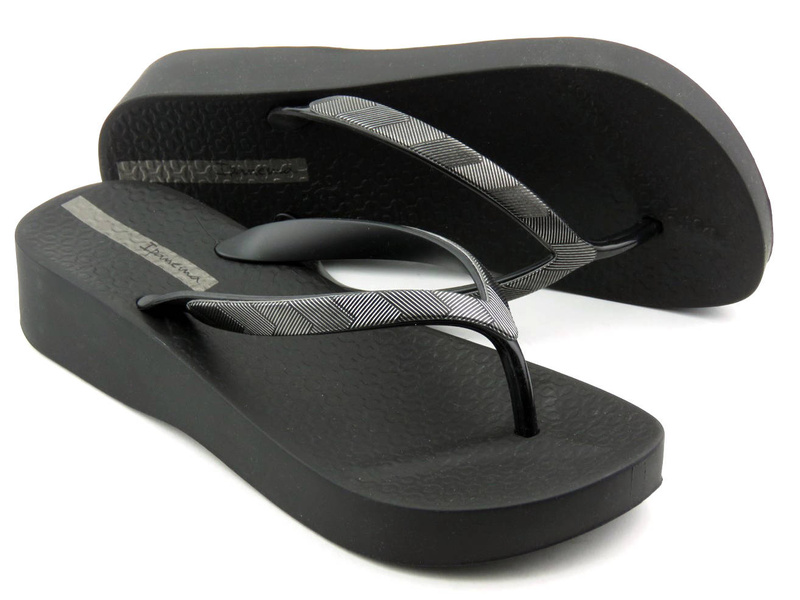 Dámské gumové žabky na klínku - IPANEMA 83175, černé