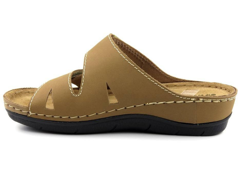 Pohodlné dámské pantofle z přírodní kůže - INBLU OE-02, písek