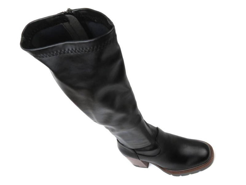 Vysoké dámské kozačky z ekokůže - Potocki 23-12246, černé