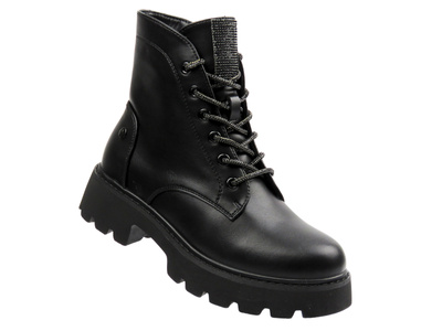 Pohodlné dámské kotníkové boty z eko kůže Inblu IC-61, černé