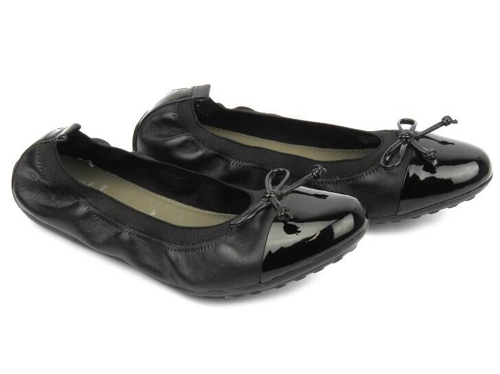 Kožené balerínky Geox J11B0F, černé