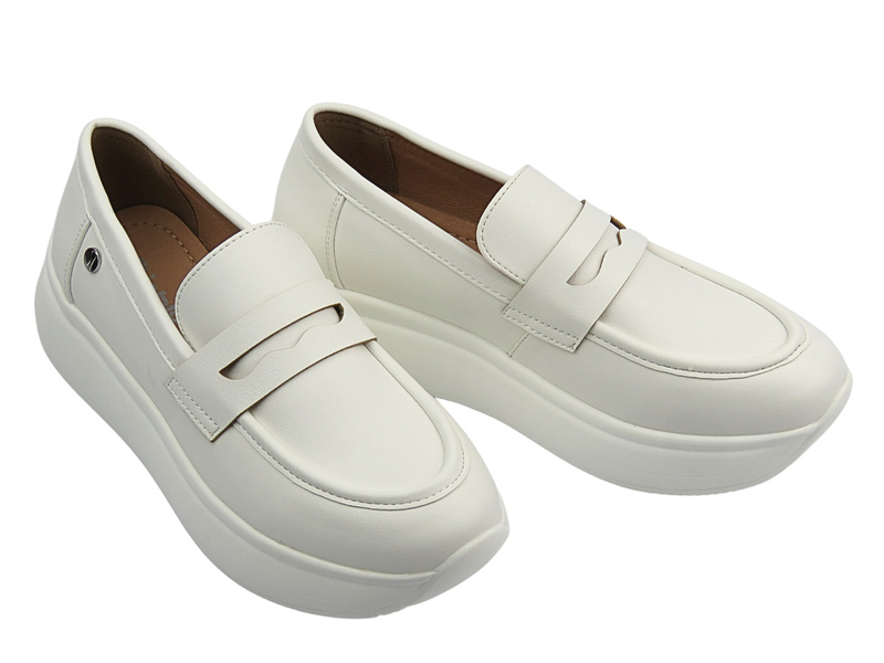 Dámské polobotky, mokasíny Inblu IC-14, bílé