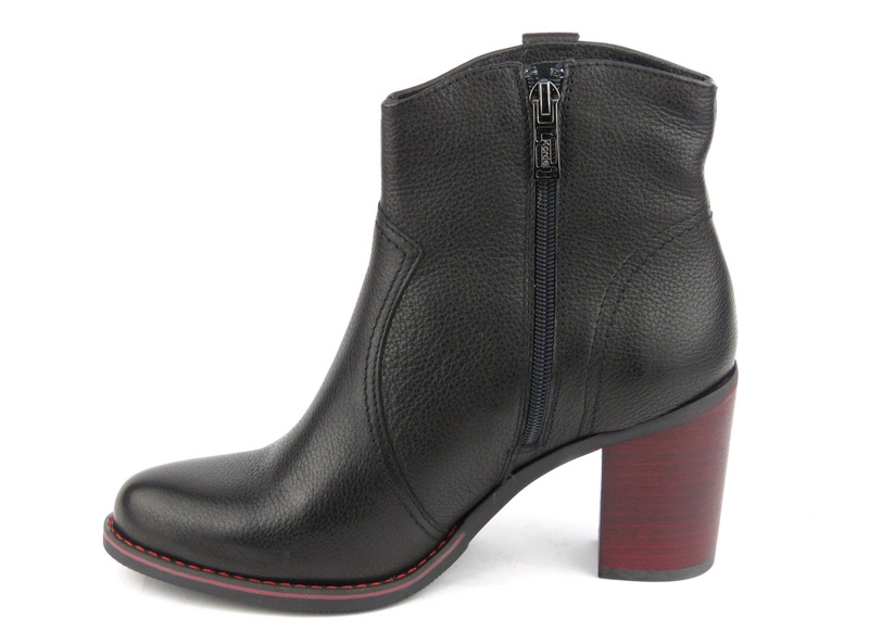 Černé dámské kotníkové boty s vínovým podpatkem - Kordel 1934