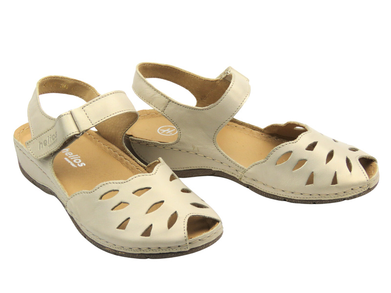 Dámské sandály s děrovaným svrškem zlaté Helios Komfort 4011
