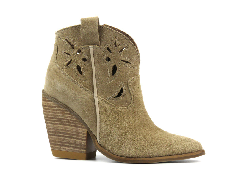 Dámské ažurové kozačky na podpatku - CARINII B9483, béžová barva