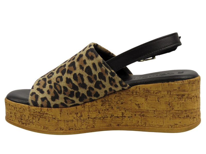 Dámské sandály na vysokém klínku - Tamaris 1-28393-42, béžové s leopardím vzorem