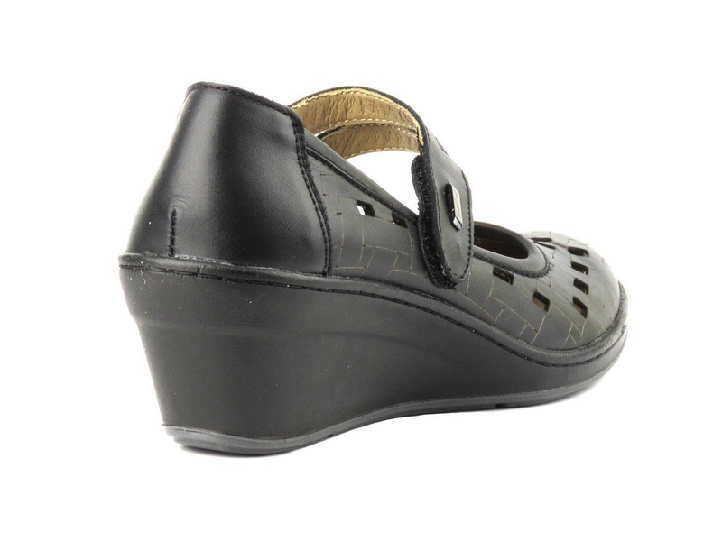 Dámské prolamované boty na klínku - Helios Komfort 678-2, černé