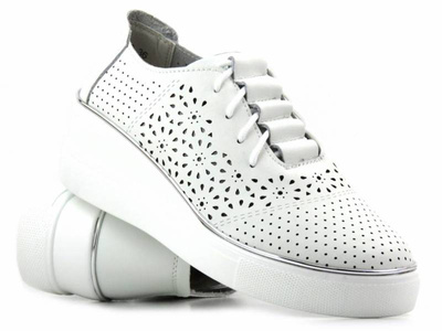 Dámské prolamované boty na klínku - Artiker 48C1532, bílé