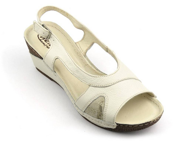 Dámské kožené sandály na klínku - HELIOS Komfort 207, ecru