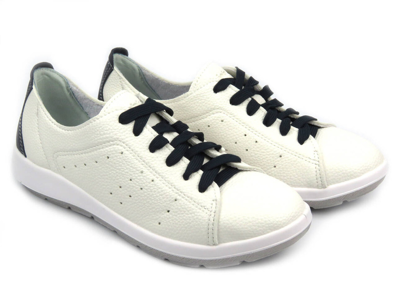 Pohodlná dámská obuv na jaro a léto - Inblu WG-51, bílá s námořnickou modří