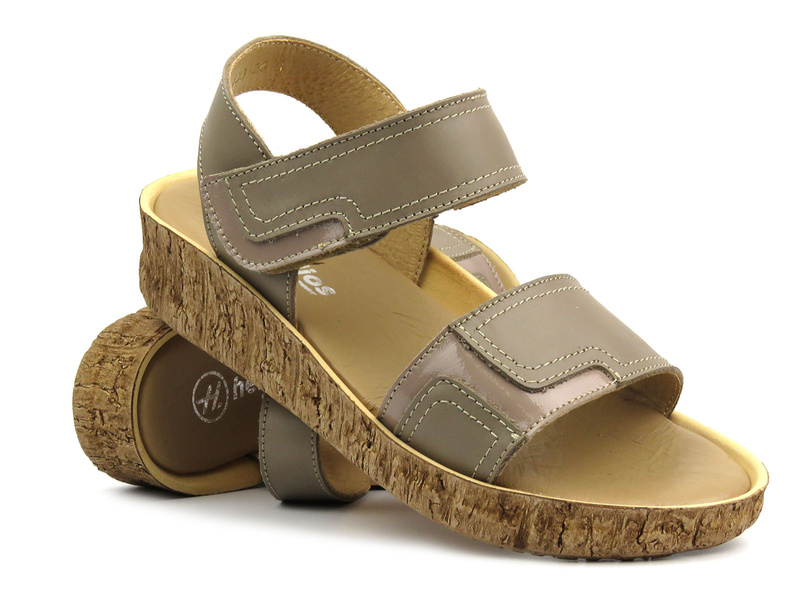 Dámské kožené sandály na platformě - HELIOS Comfort 133, kapučínové