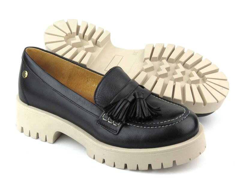 Dámské boty a mokasíny MACIEJKA 05497-01, černé