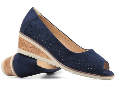 Dámské prolamované boty na klínku - Potocki 23-12063, tmavě modrá