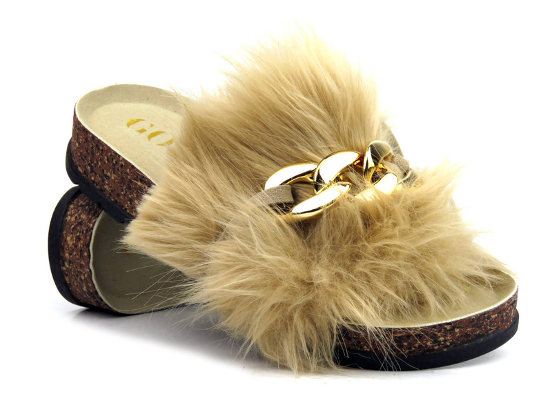 Dámské pantofle se svrškem z přírodních štětin - GOE JJ2N7004, béžové