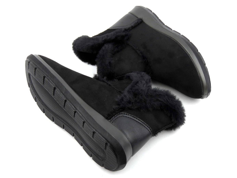 Teplé dámské kotníkové boty a la emu - Befado Dr Orto Casual 156D903, černé s kožíškem