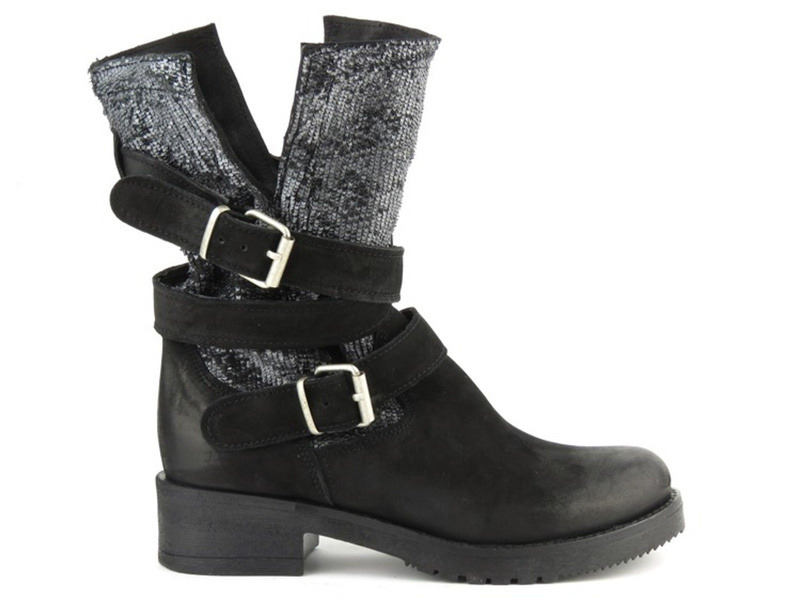 Vysoké dámské kozačky se silnou podrážkou - Venezia 2370