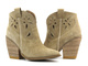 Dámské ažurové kozačky na podpatku - CARINII B9483, béžová barva