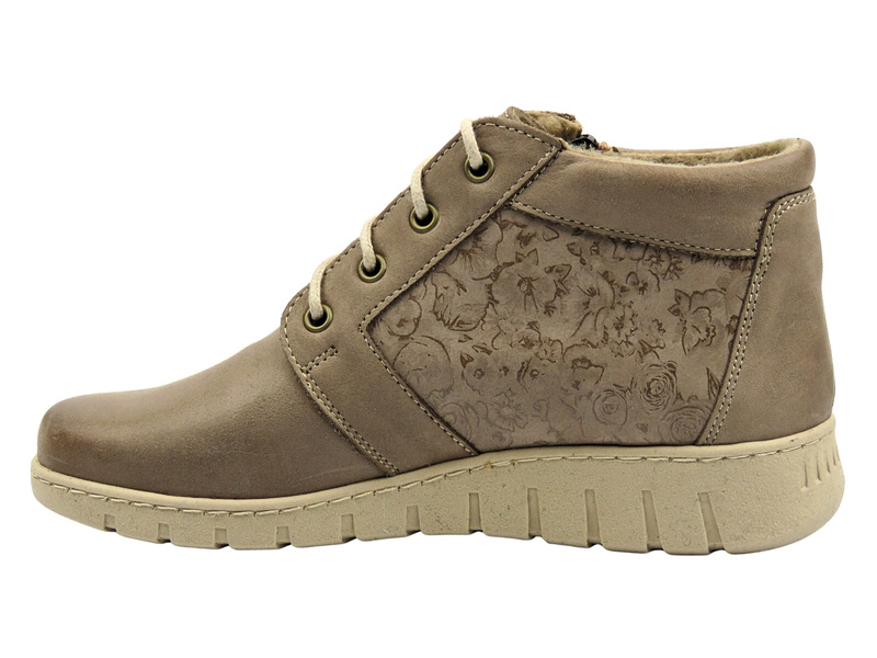 Ghete de damă de la marca poloneză Helios Komfort 789, bej