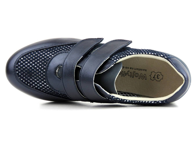 Dámské boty na klínku na suchý zip - WOJTYŁKO 22406G, tmavě modrá