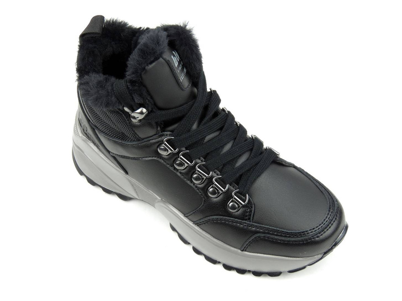 Dámské sněhule se silnou podrážkou - LEE COOPER LCJ-21-31-0618L, černé