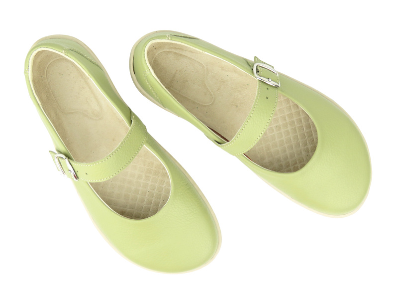 Barefoot Helios Comfort 471 kožené minimalistické tenisky, limetková barva