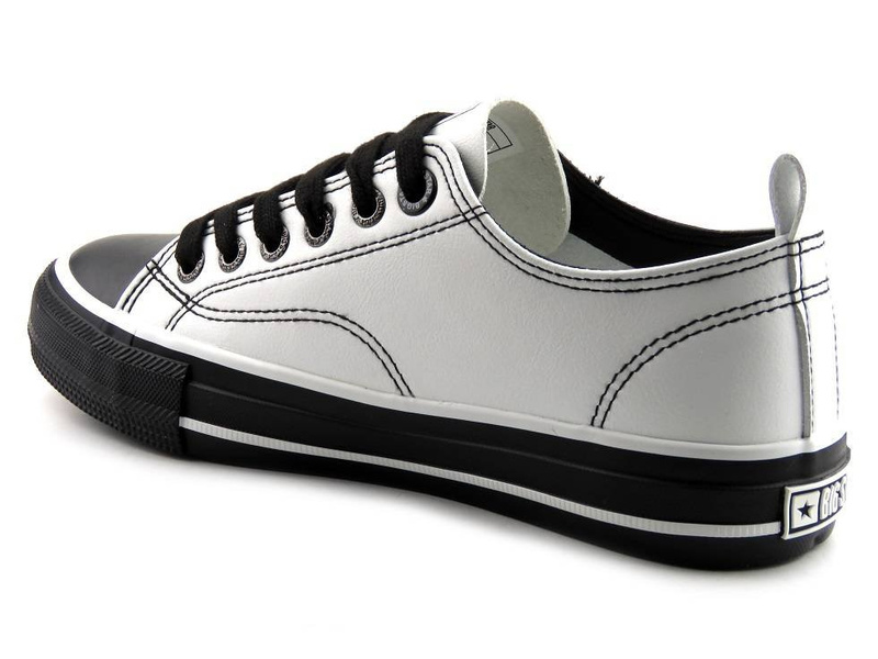 Dámské tenisky s černou podrážkou Big Star HH274147, bílé