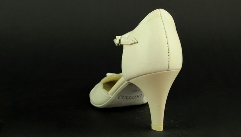 Kožené svatební lodičky Kotyl 022, ecru, II