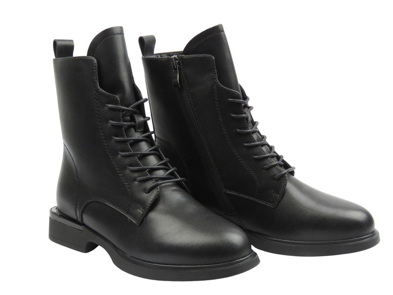 Dámské kotníkové boty z černé přírodní kůže Cambell 25-98310