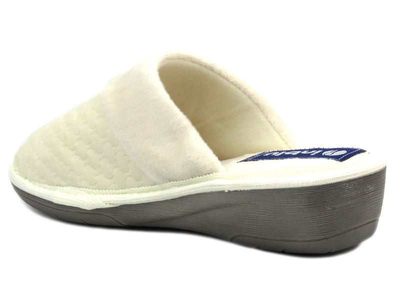 Dámské kožešinové pantofle - INBLU DC-23, béžová