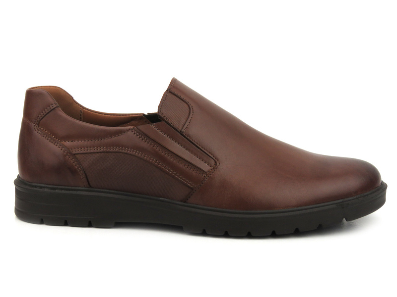 Kožené pánské nazouváky - Tapi A-7424, hnědé