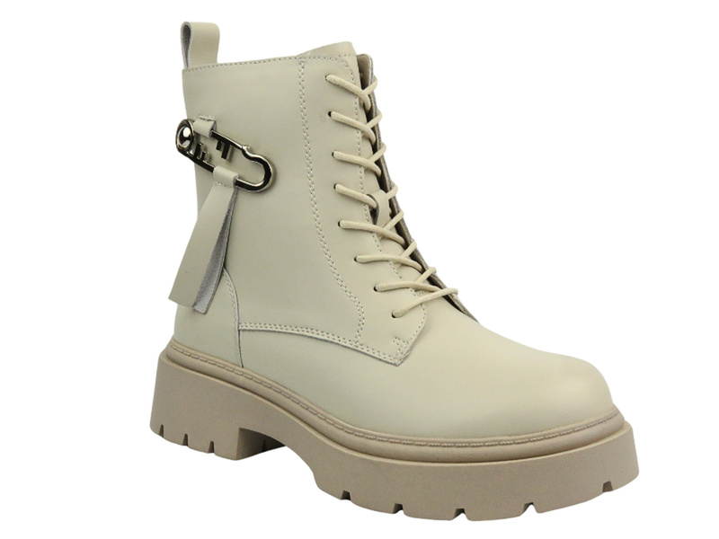 Dámské kotníkové boty na platformě - CheBello 4294, černé