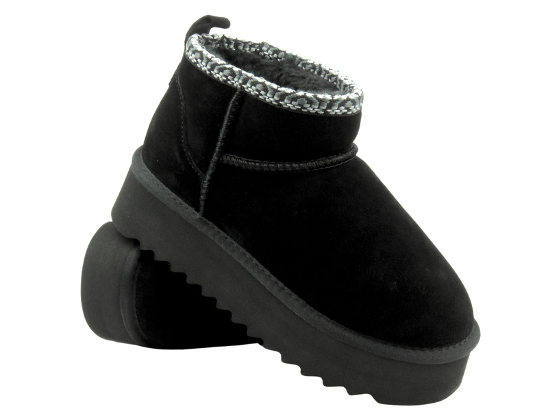 Pohodlné dámské sněhule z měkké kůže - Sokolski Z24-530, černá