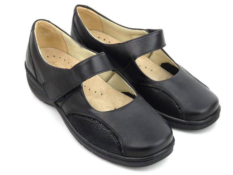 Dámské boty na nohy s vroubky - AXEL 1819, černé