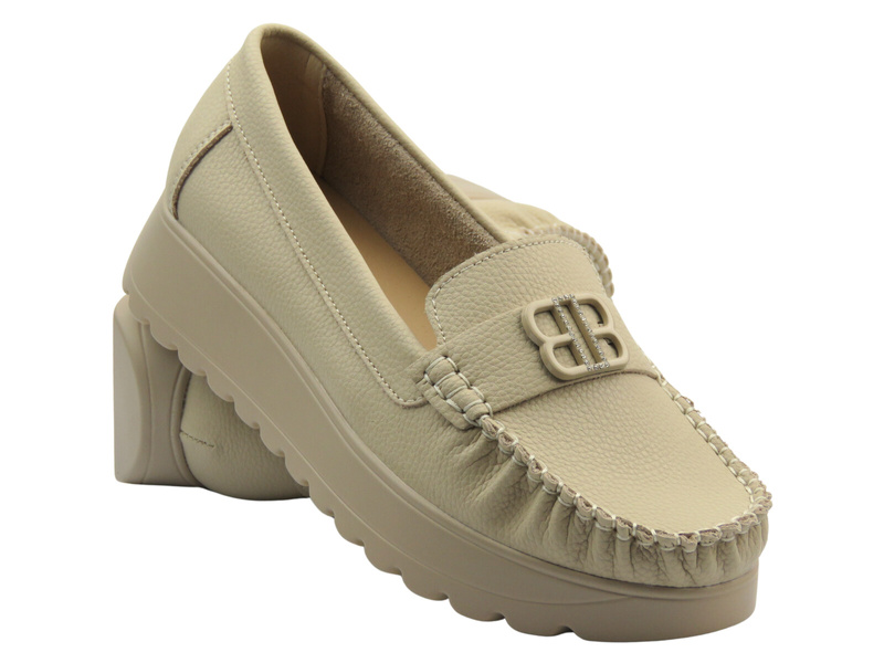 Polobotky, dámské mokasíny z přírodní kůže béžové Vinceza 66771