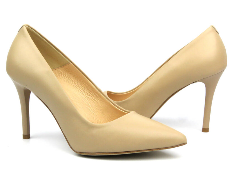 Elegantní jehlové podpatky se špičatou špičkou - UNCOME 35004, béžová barva
