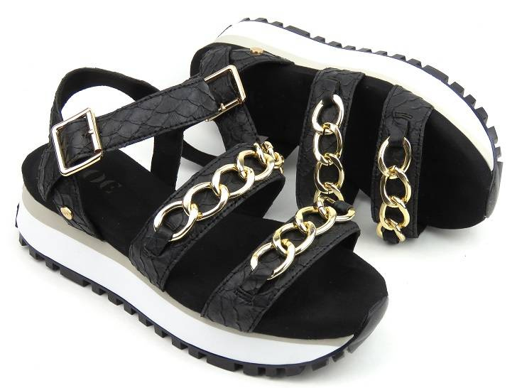 Pohodlné dámské sandály na platformě - GOE JJ2N4181, černé